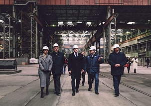 Министр РФ по делам  Северного Кавказа Лев Кузнецов посетил судостроительный завод «Лотос»